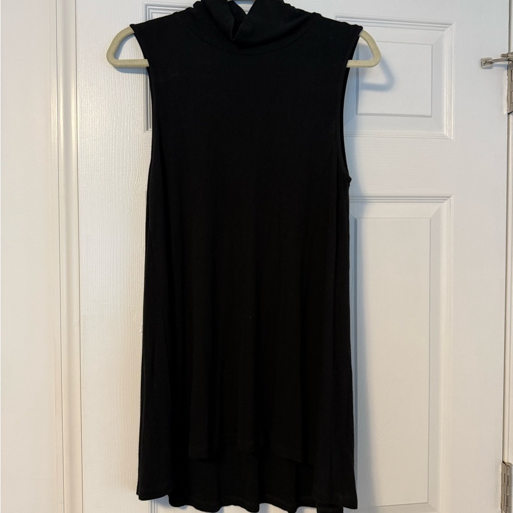 Sleeveless Black Turtleneck Top